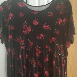 Torrid Size 1 Black Red baby doll shirt
